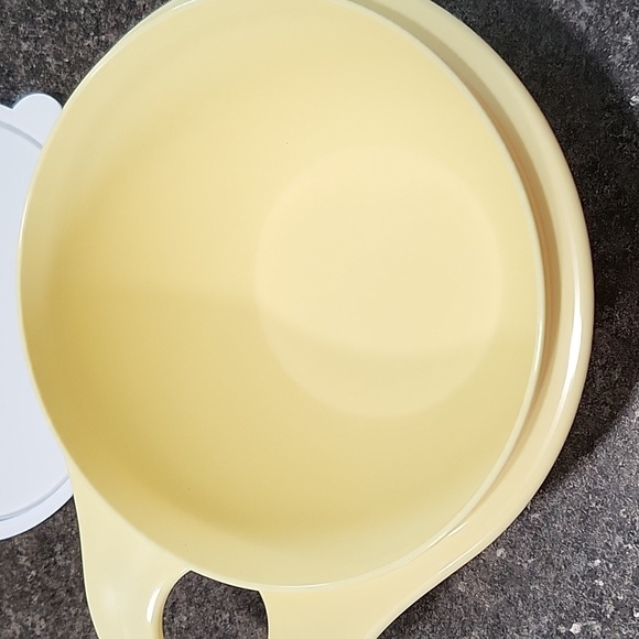 Tupperware 600 ml Thatsa Bowl - Picture 2 of 3